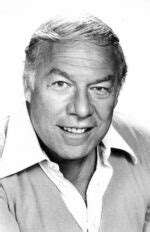 George Kennedy Height, Weight, Age, Spouse, Net。